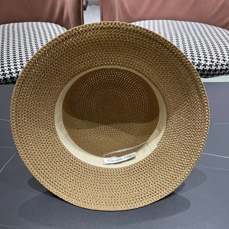 Christian Dior Caps Elegant 259422