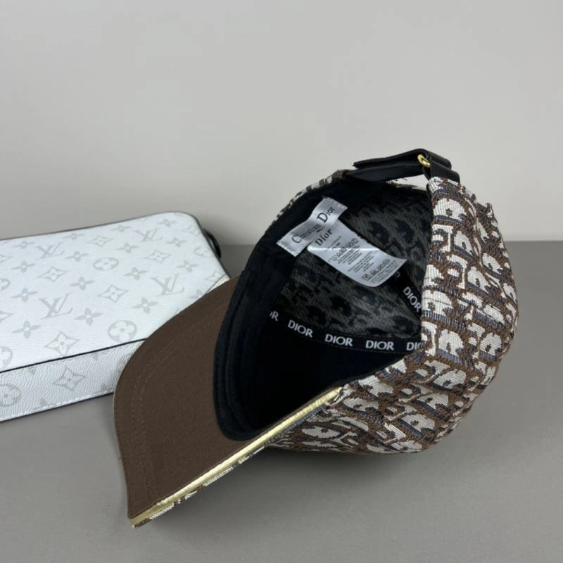 Christian Dior Caps GoAnywhere 259440