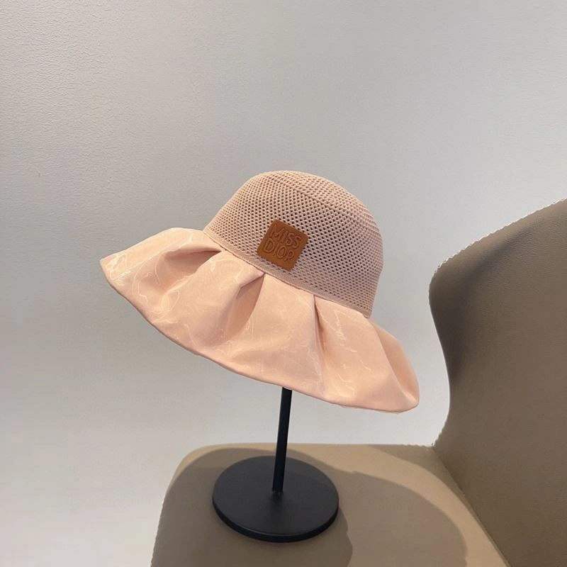 Christian Dior Caps Youthful 259435