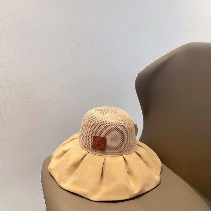 WellDesigned Christian Dior Caps 259414