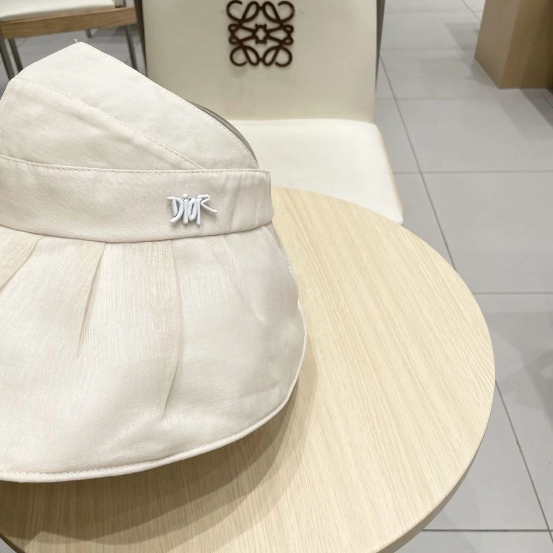 Christian Dior Caps Comfortable 259424