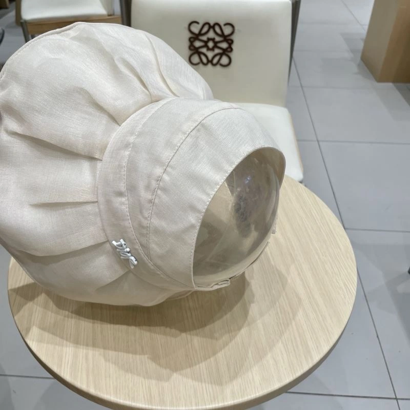 Christian Dior Caps Comfortable 259424