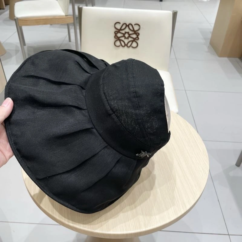 Christian Dior Caps TimelessDesign 259438