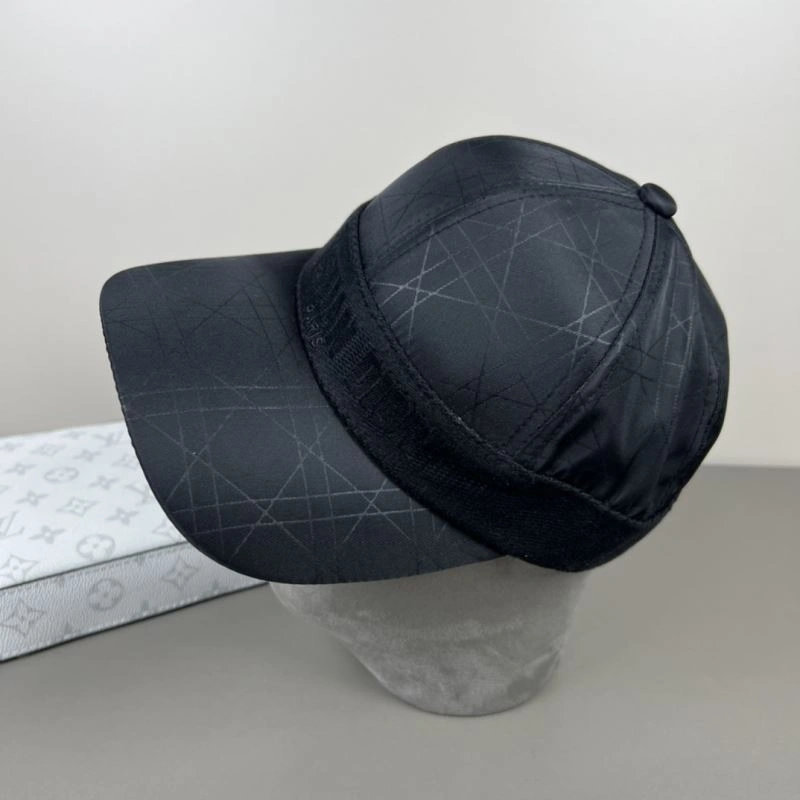 Christian Dior Caps UrbanChic 259417
