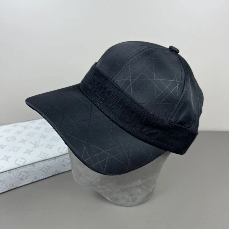 Christian Dior Caps UrbanChic 259417