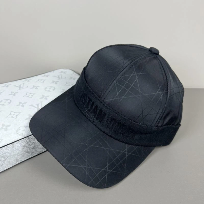 Christian Dior Caps UrbanChic 259417
