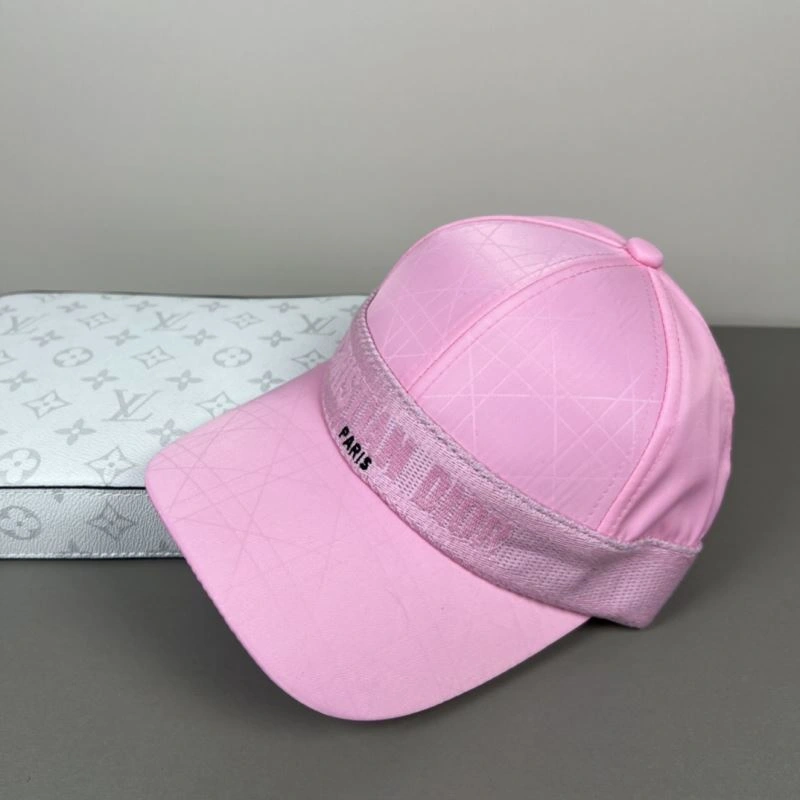 Christian Dior Caps Attractive 259409