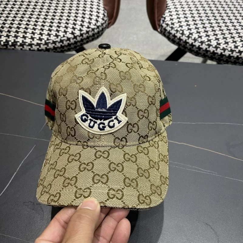 Vibrant Christian Dior Caps 259410