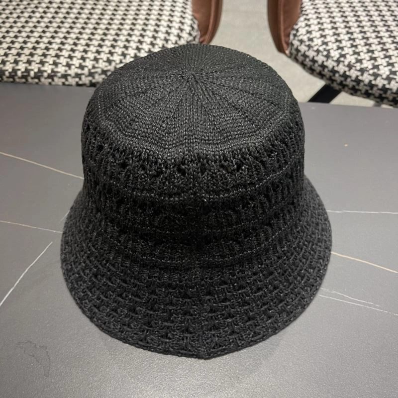 Christian Dior Caps Elegant 259406