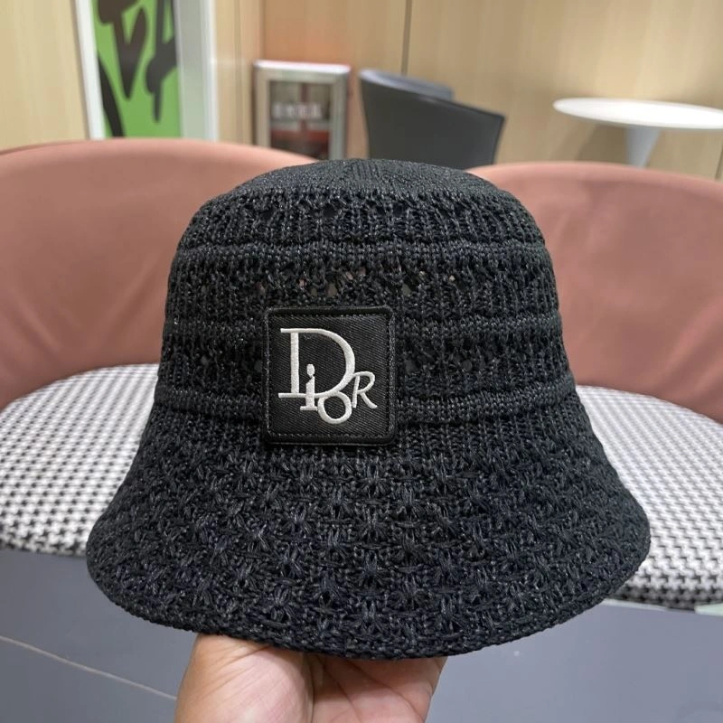 Christian Dior Caps Elegant 259406