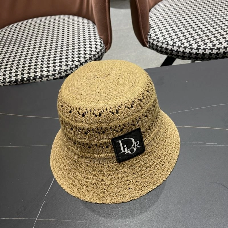 Christian Dior Caps OnTrend 259405