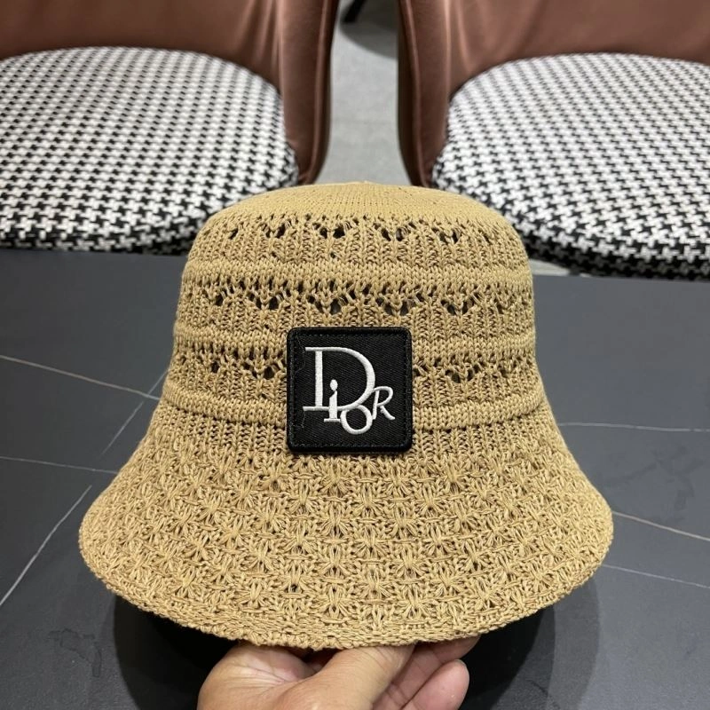 Christian Dior Caps OnTrend 259405