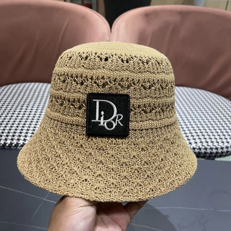 Christian Dior Caps OnTrend 259405
