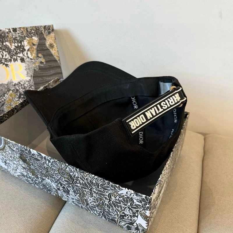 Christian Dior Caps Bright 259400