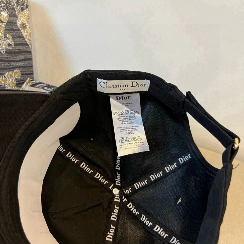 Christian Dior Caps FreshLook 259374