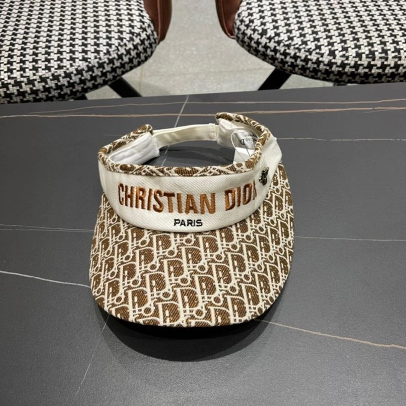 Effortless Christian Dior Caps 259372