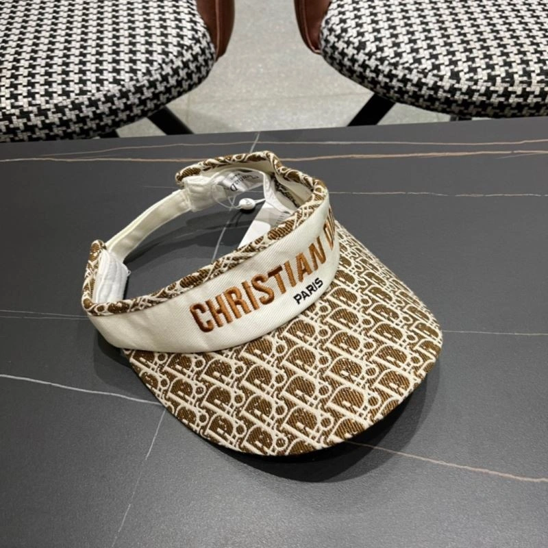 Effortless Christian Dior Caps 259372