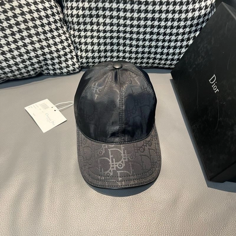 Effortless Christian Dior Caps 259387