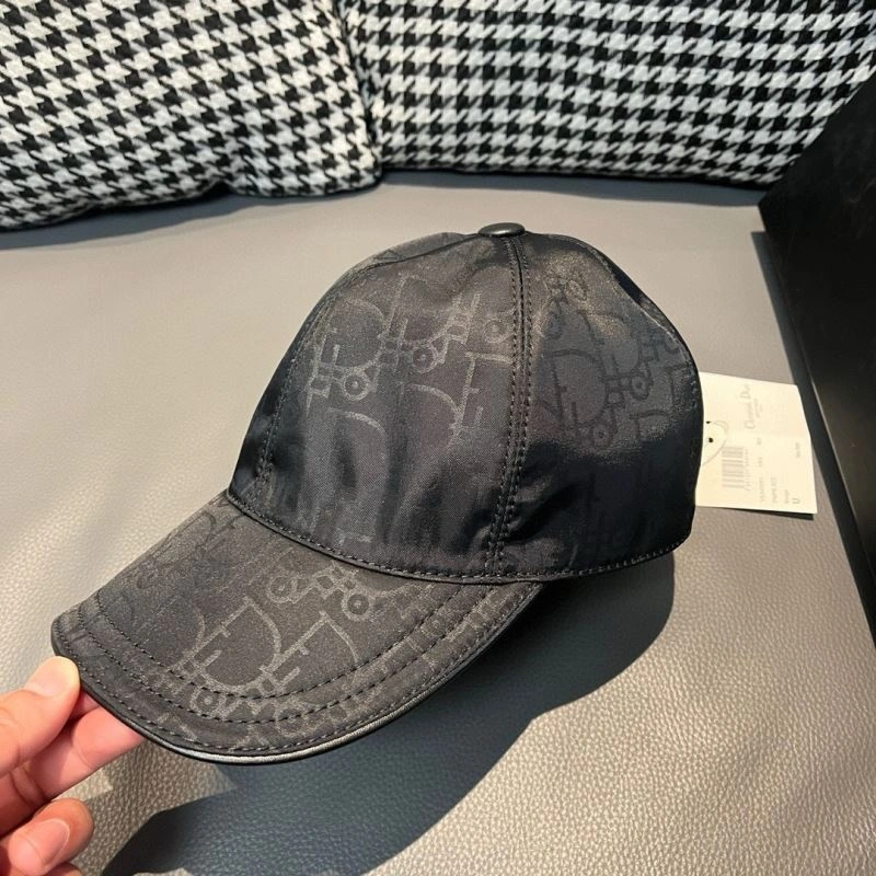 Effortless Christian Dior Caps 259387