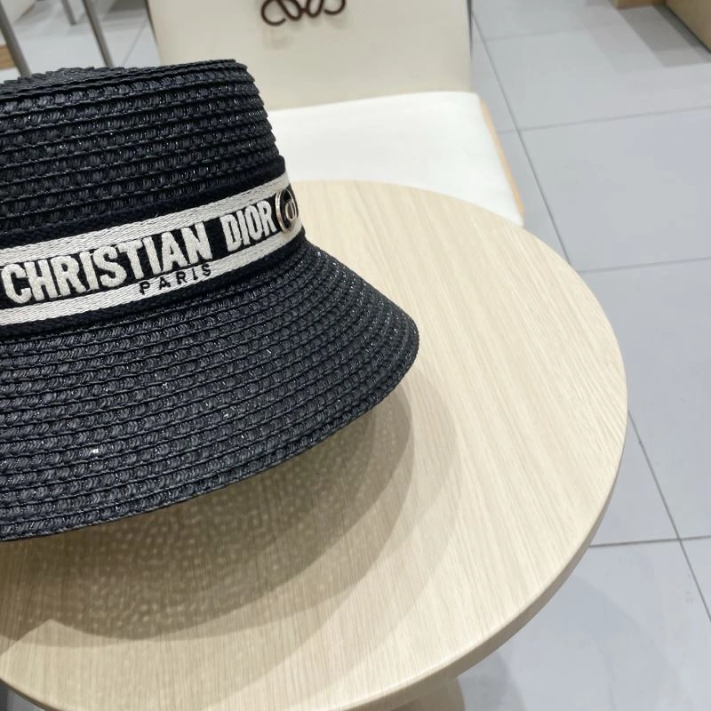 Casual Christian Dior Caps 259375