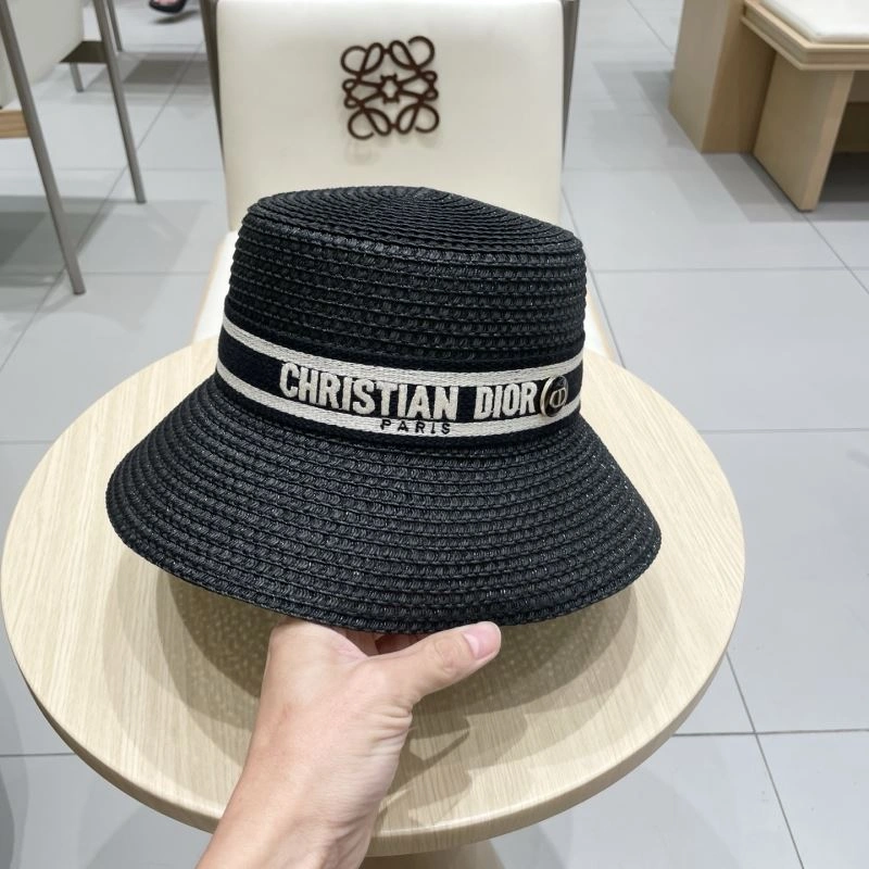 Casual Christian Dior Caps 259375