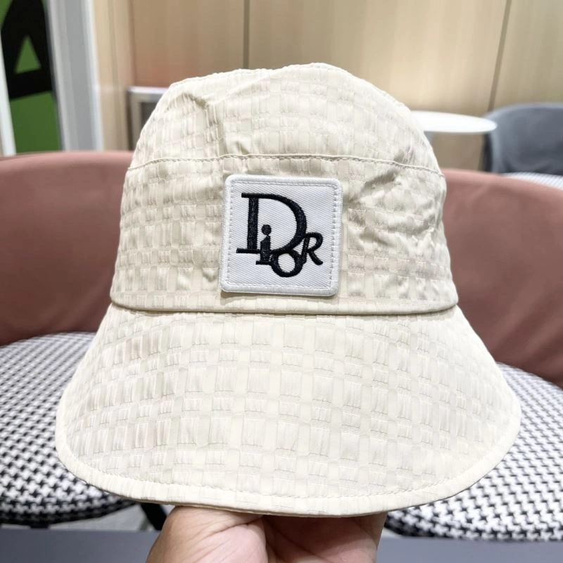 Christian Dior Caps Practical 259398
