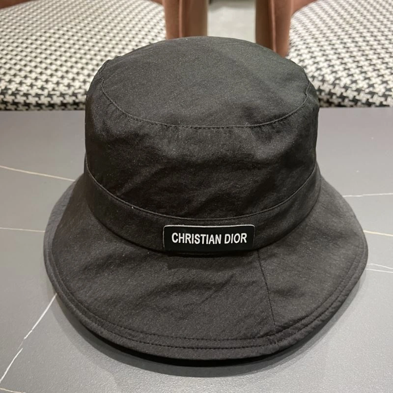 Christian Dior Caps Functional 259397
