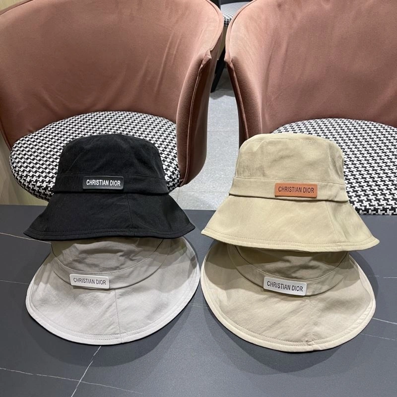 Christian Dior Caps Functional 259397