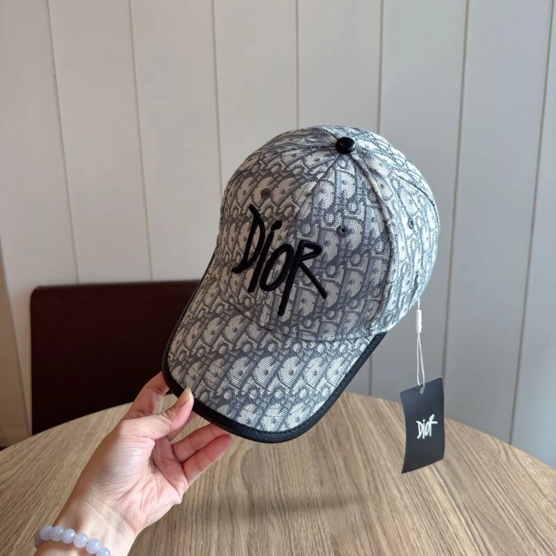 Christian Dior Caps Resilient 259363