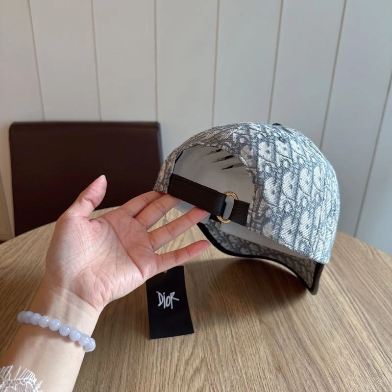 Christian Dior Caps Resilient 259363