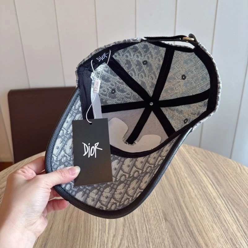 Christian Dior Caps Resilient 259363
