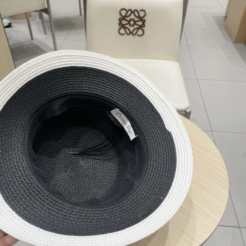 Versatile Christian Dior Caps 259344