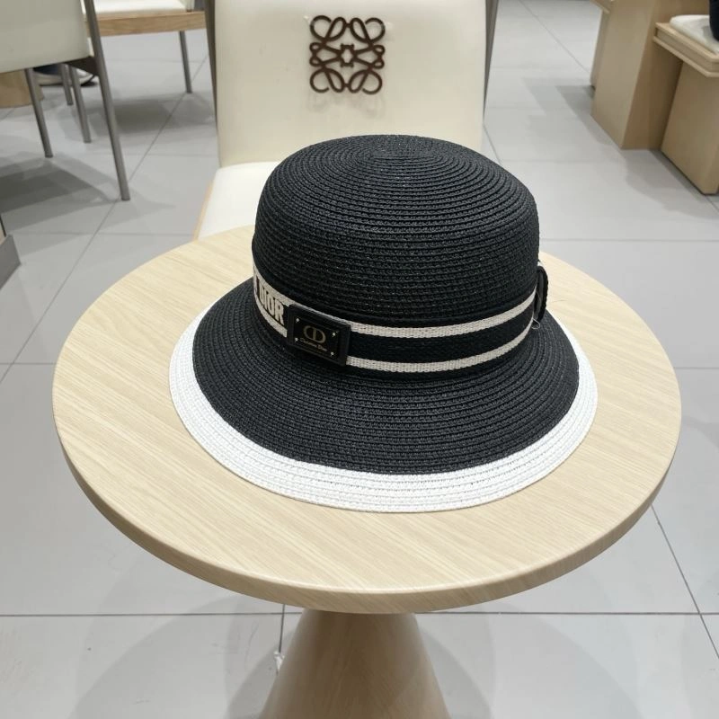Versatile Christian Dior Caps 259344