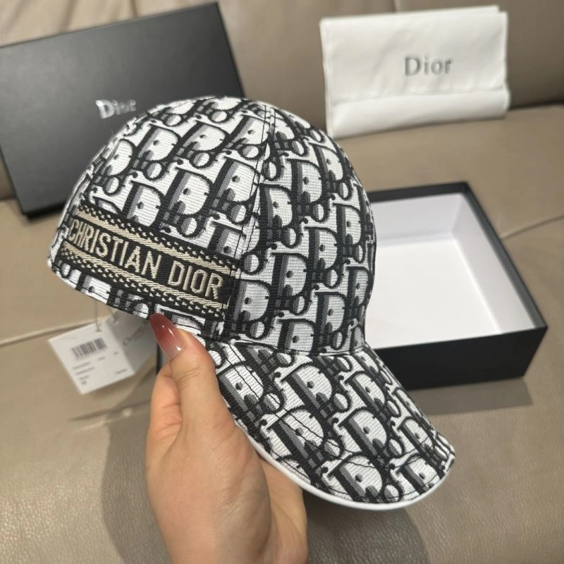 Christian Dior Caps AllSeason 259331