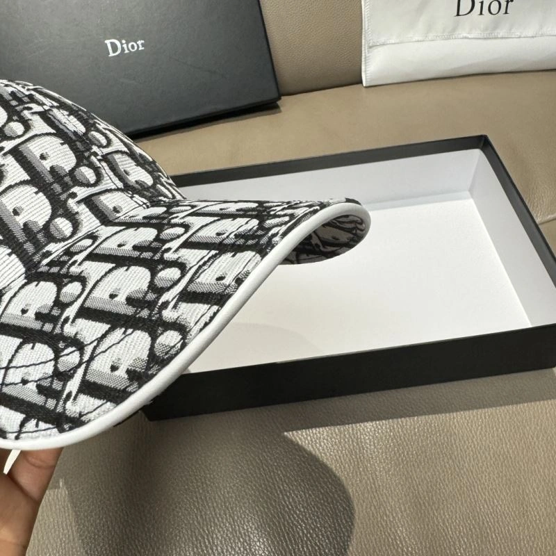 Christian Dior Caps AllSeason 259331