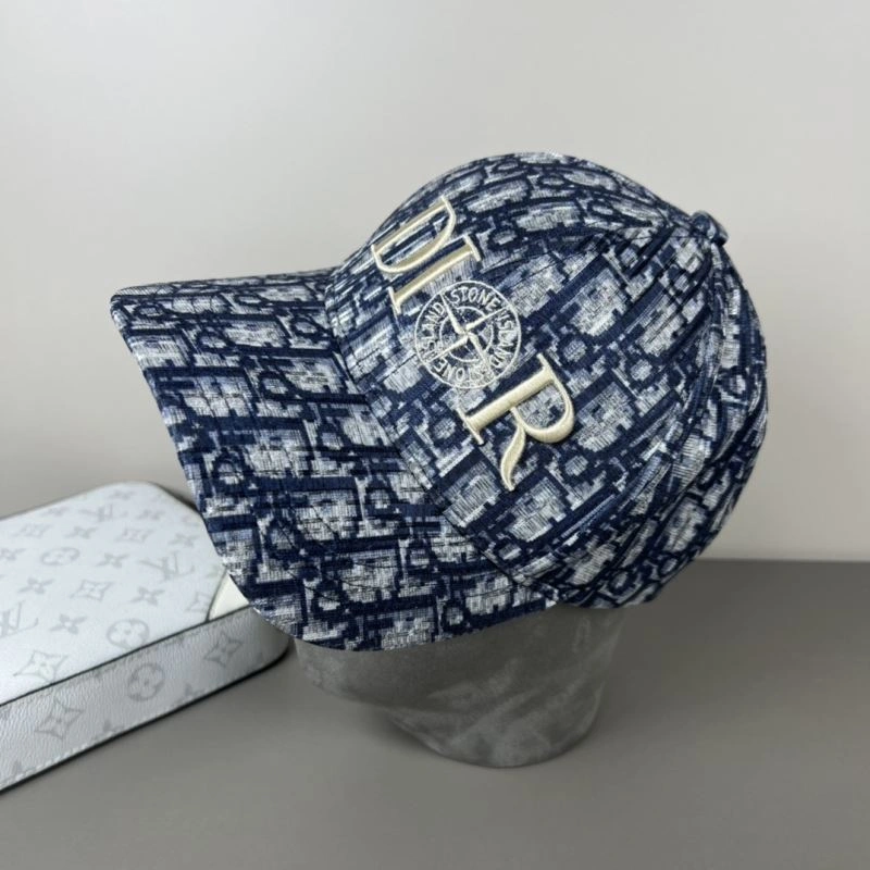 Minimalist Christian Dior Caps 259345