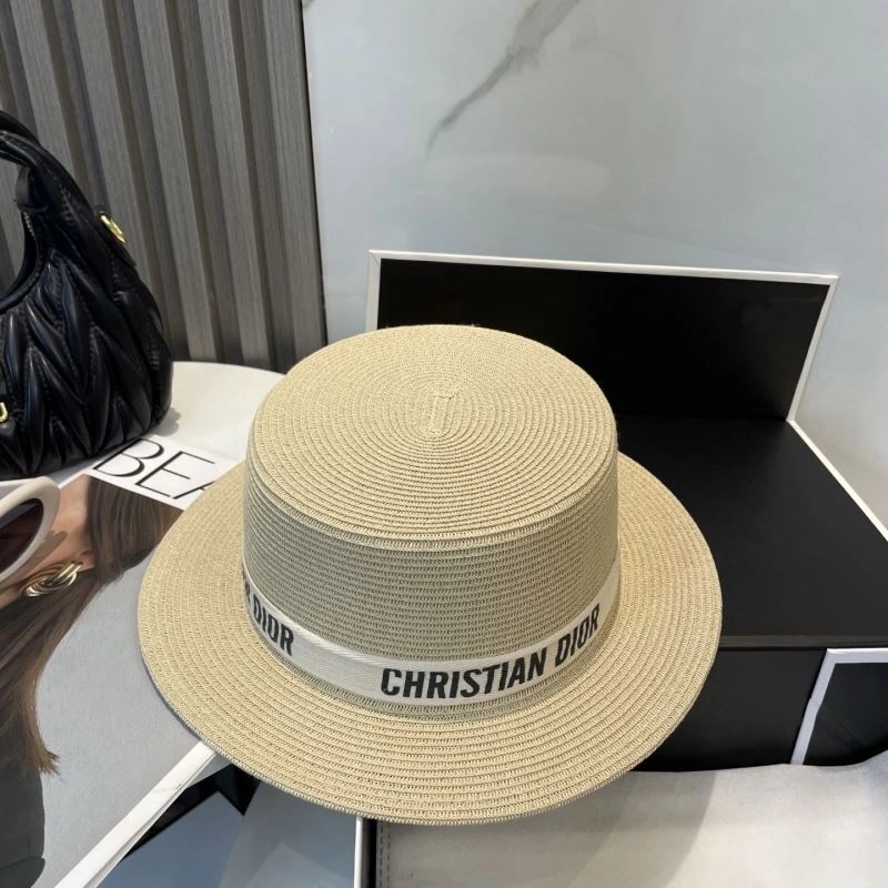 Effortless Christian Dior Caps 259297