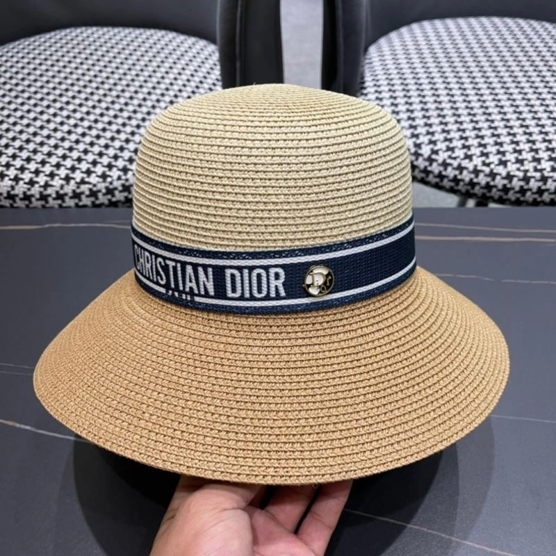 Christian Dior Caps Seasonal 259304