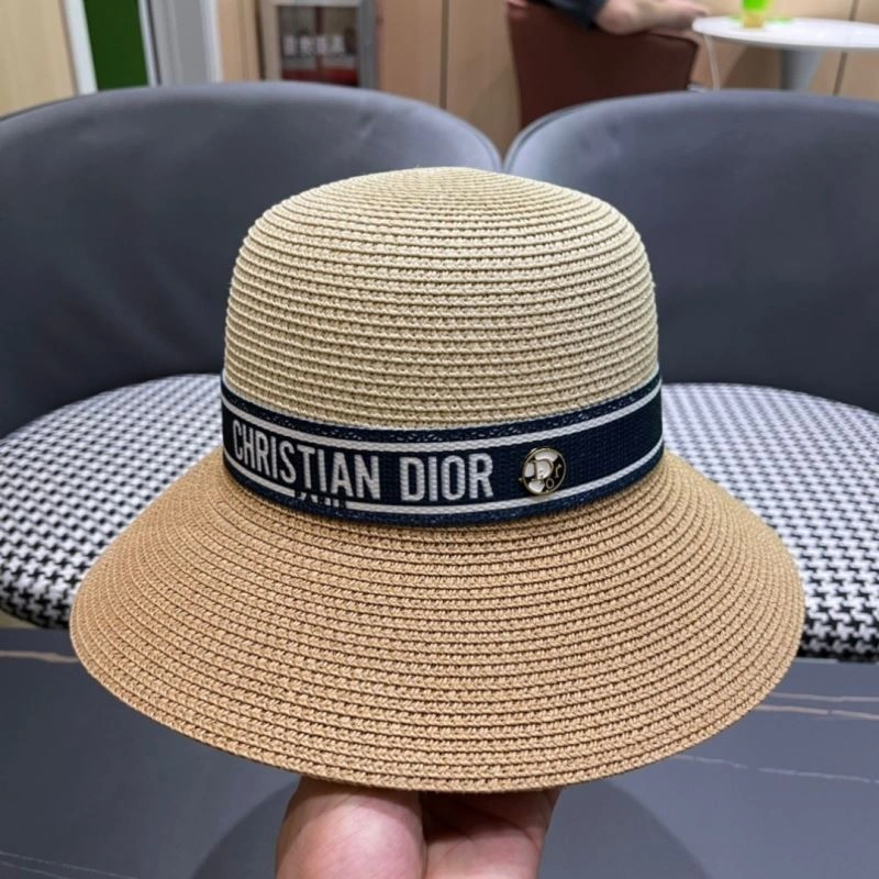 Christian Dior Caps Seasonal 259304
