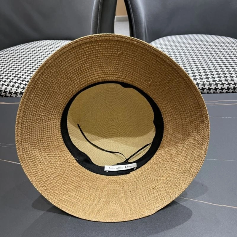 Christian Dior Caps Seasonal 259304