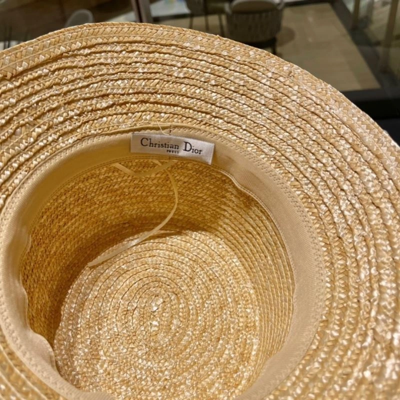 Christian Dior Caps Comfortable 259315