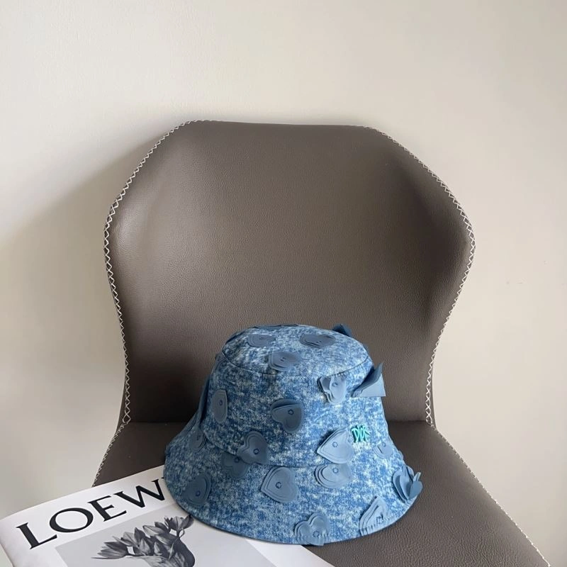 EyeCatching Christian Dior Caps 259291