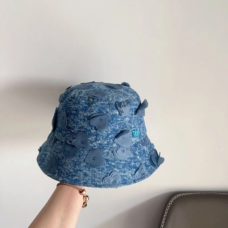 EyeCatching Christian Dior Caps 259291