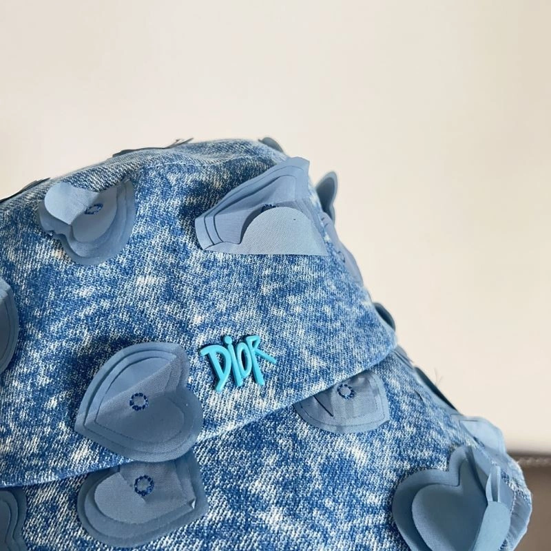 EyeCatching Christian Dior Caps 259291