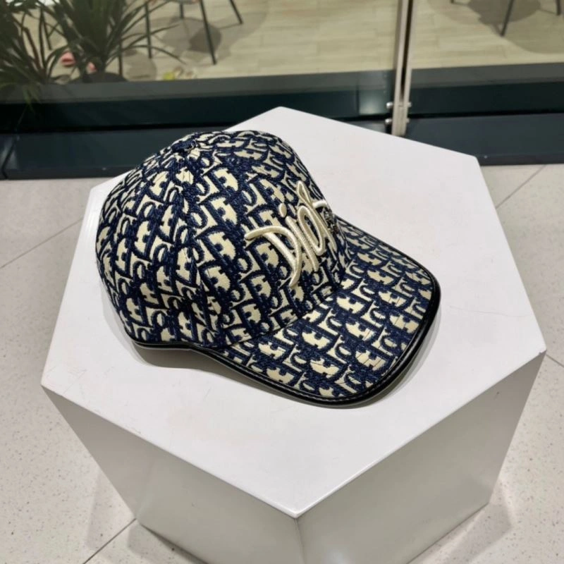Christian Dior Caps Modern 259302