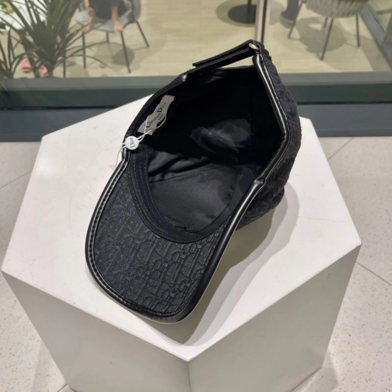 Christian Dior Caps TechFriendly 259311