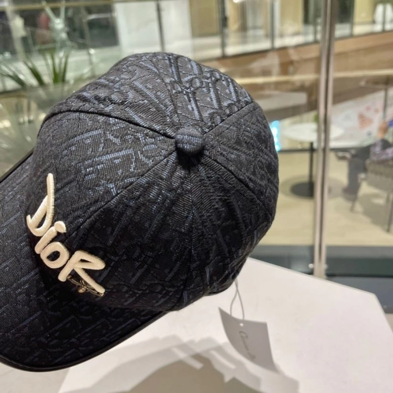 Christian Dior Caps TechFriendly 259311