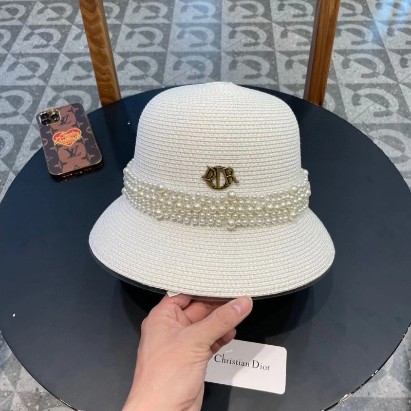 Christian Dior Caps Reliable 259298