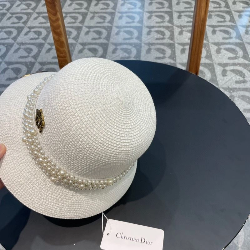 Christian Dior Caps Reliable 259298