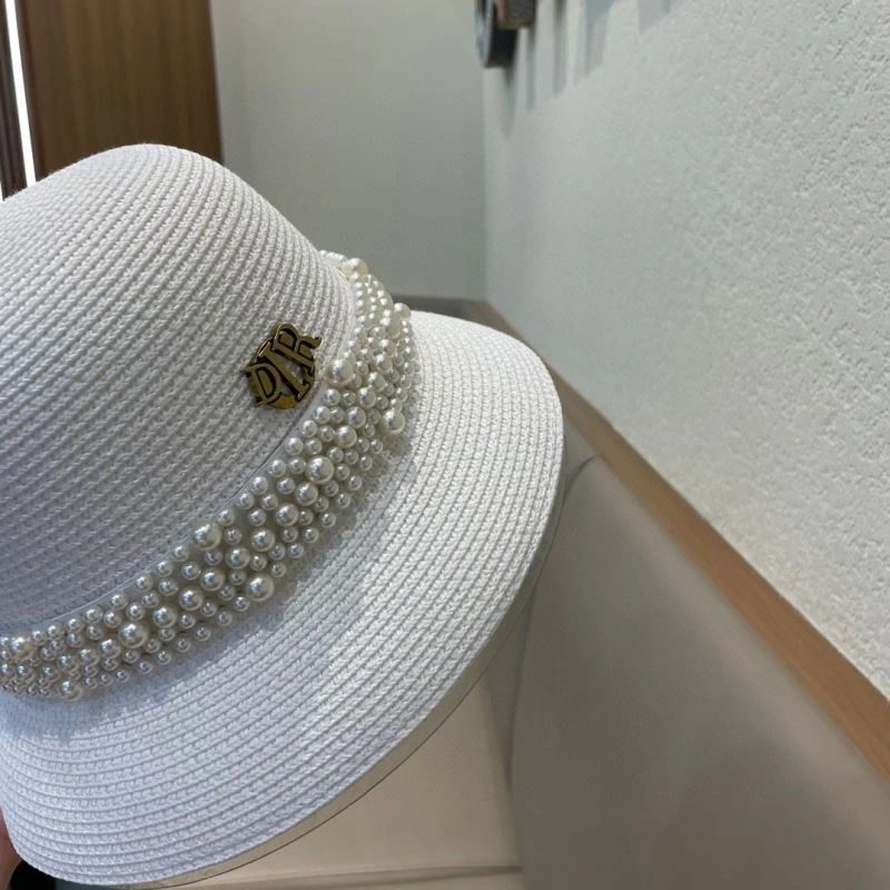 Christian Dior Caps Reliable 259298